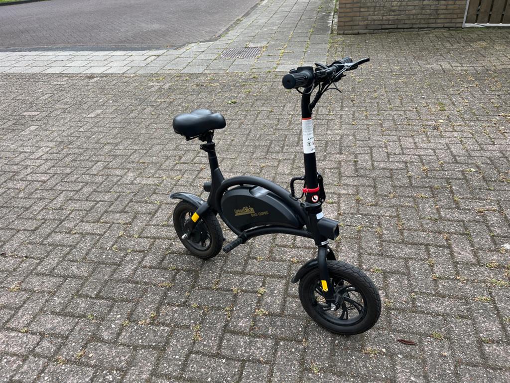Urban glide pro - Ideaal voor woon-werkverkeer, Fietsen en Brommers, Fietsen | Vouwfietsen, Ophalen of Verzenden, Zo goed als nieuw
