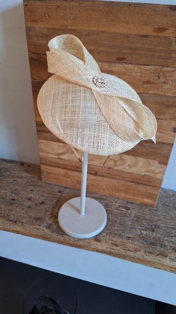Fascinator naturel, Kleding | Dames, Hoeden en Petten, Ophalen of Verzenden, Nieuw, One size fits all