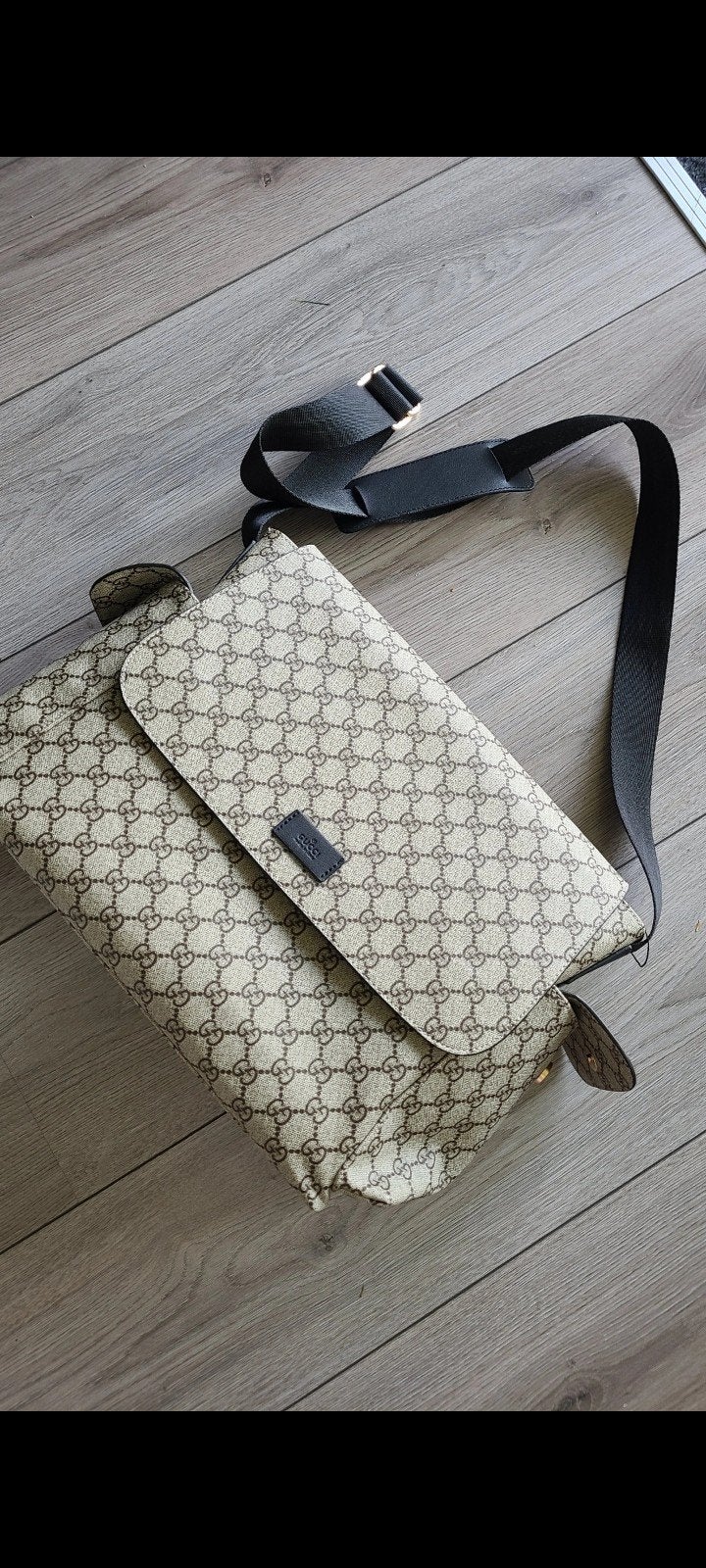gucci luiertas, Ophalen of Verzenden