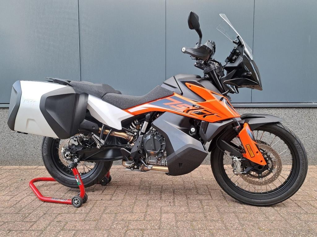 KTM 790 ADVENTURE (bj 2021), 2 cilinders, KTM, Bedrijf, Onbekend