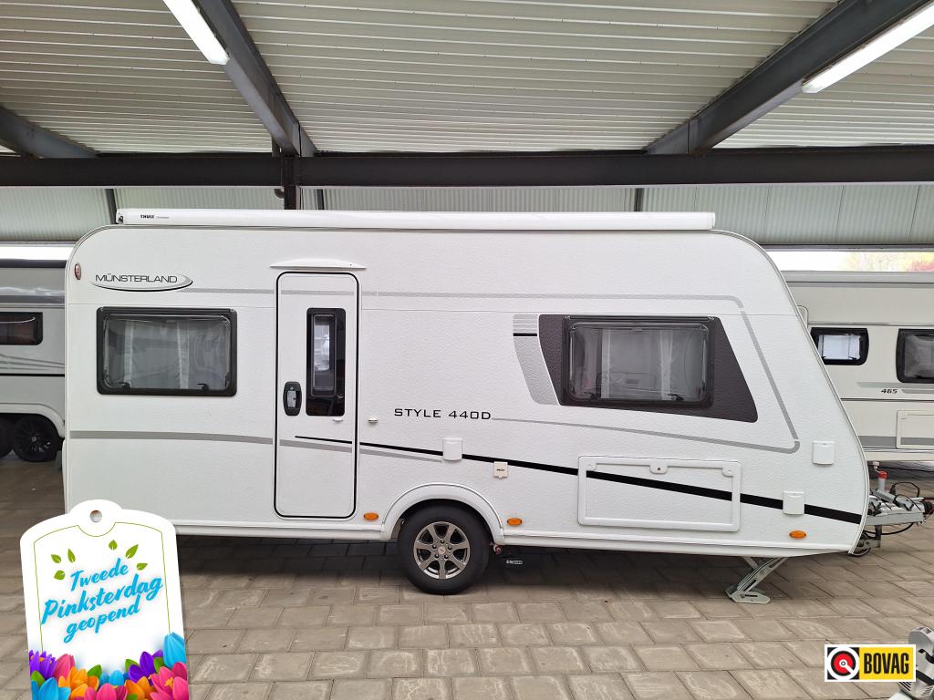 LMC Style 440 D MOVER EN CASSETTE LUIFEL, Caravans en Kamperen, Caravans, Schokbreker, Rondzit, Bedrijf, 4 tot 5 meter