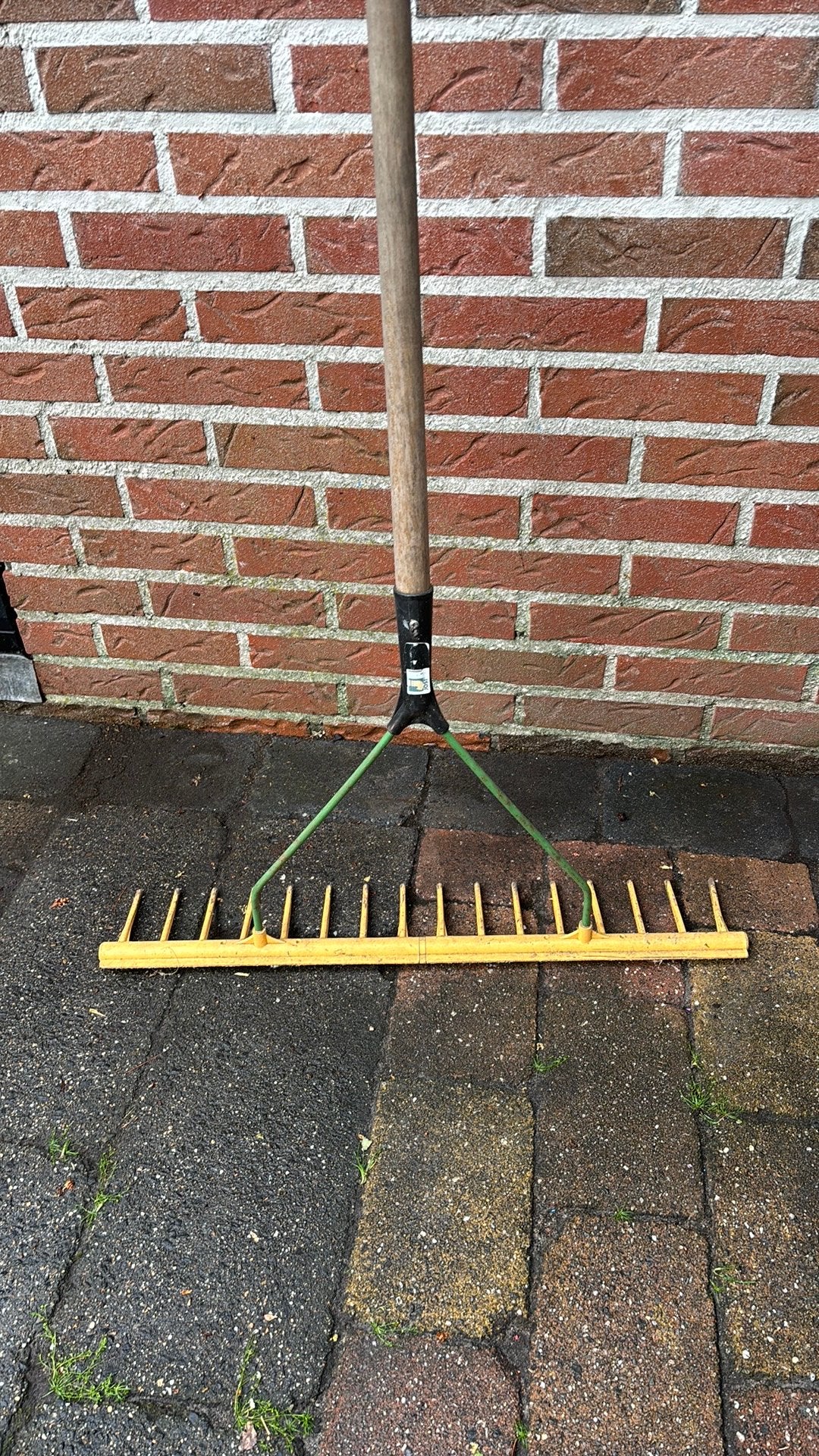 Hark, Ophalen, Zo goed als nieuw, Onkruidsteker