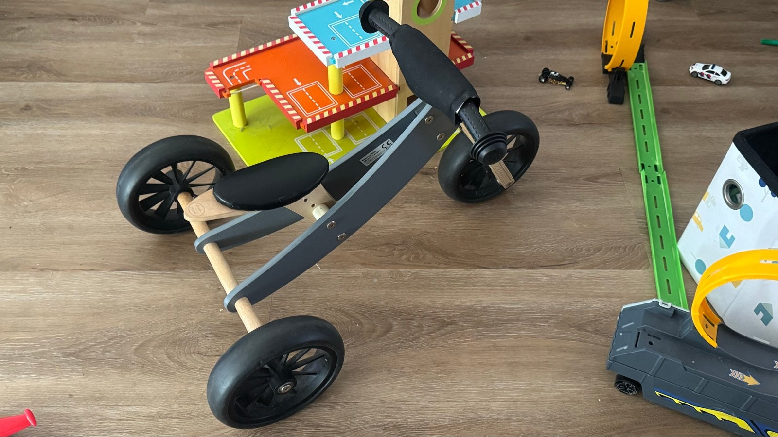 Houten loopfiets - 1 tot 2,5 jaar leeftijd, Ophalen, Gebruikt, Minder dan 16 inch
