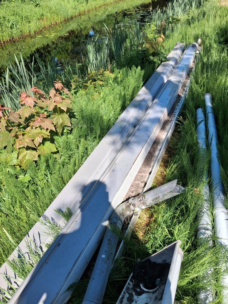 Kunststof dakgoot - diverse lengtes, Ophalen, Gebruikt, Pvc, 6 meter of meer