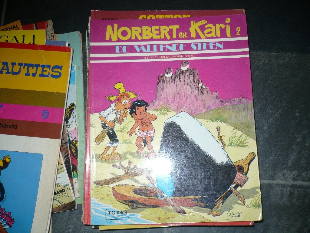 5 strips cotton kid harry chase scarlet dream norbert e kari, Meerdere stripboeken, Ophalen of Verzenden, Gelezen