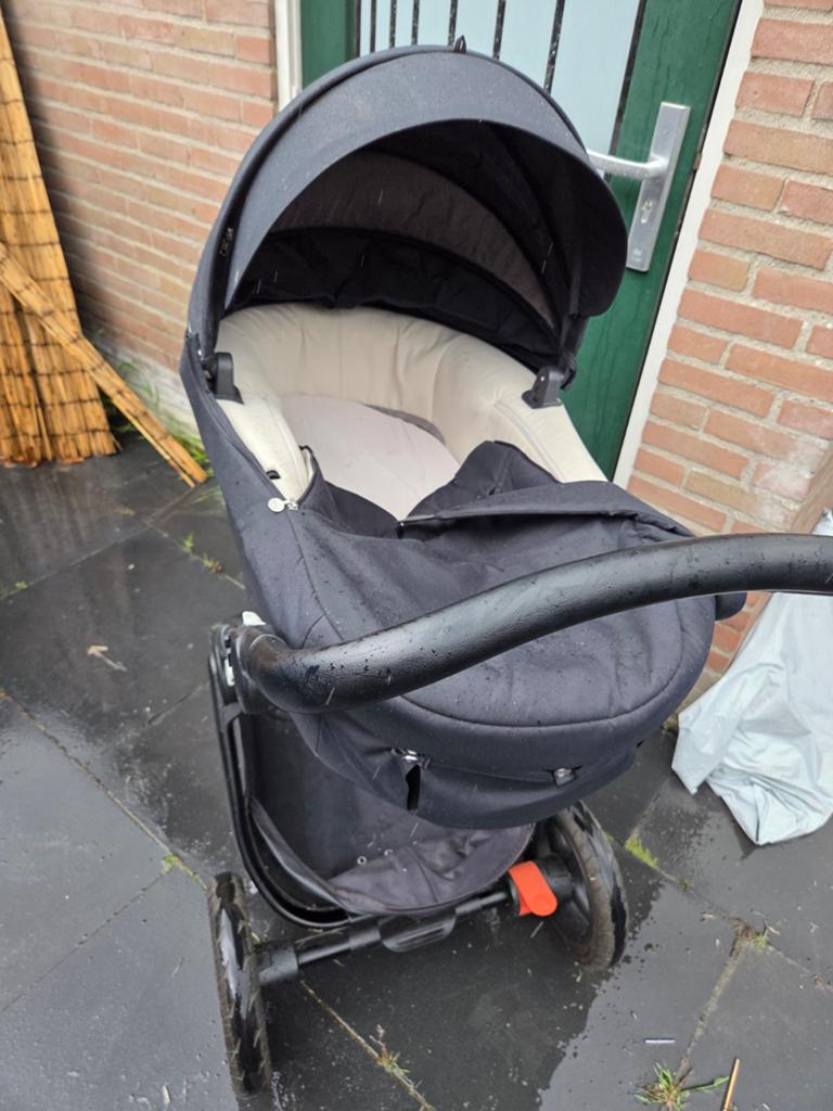 Stokke kinderwagen met reiswieg - Zwart, Gebruikt, Ophalen of Verzenden, Met reiswieg, Kinderwagen