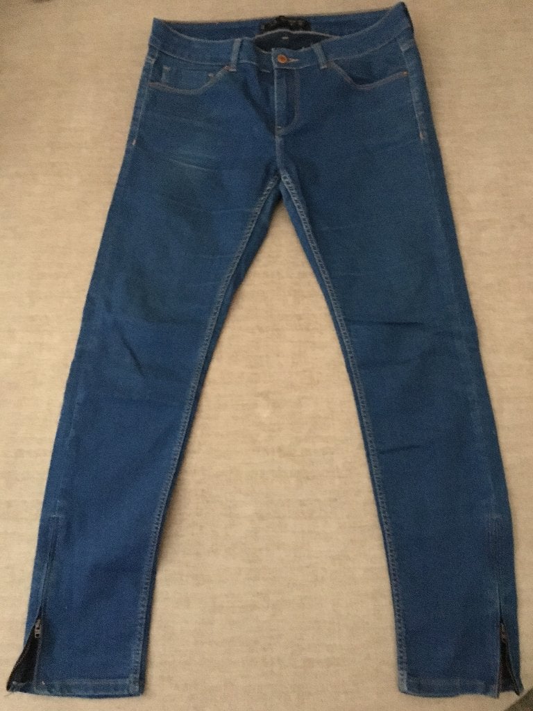 Mooie blauwe Dames jeans/spijkerbroek ZARA Basic Dept mt.42, Kleding | Dames, Zara, W33 - W36 (confectie 42/44), Gedragen, Verzenden