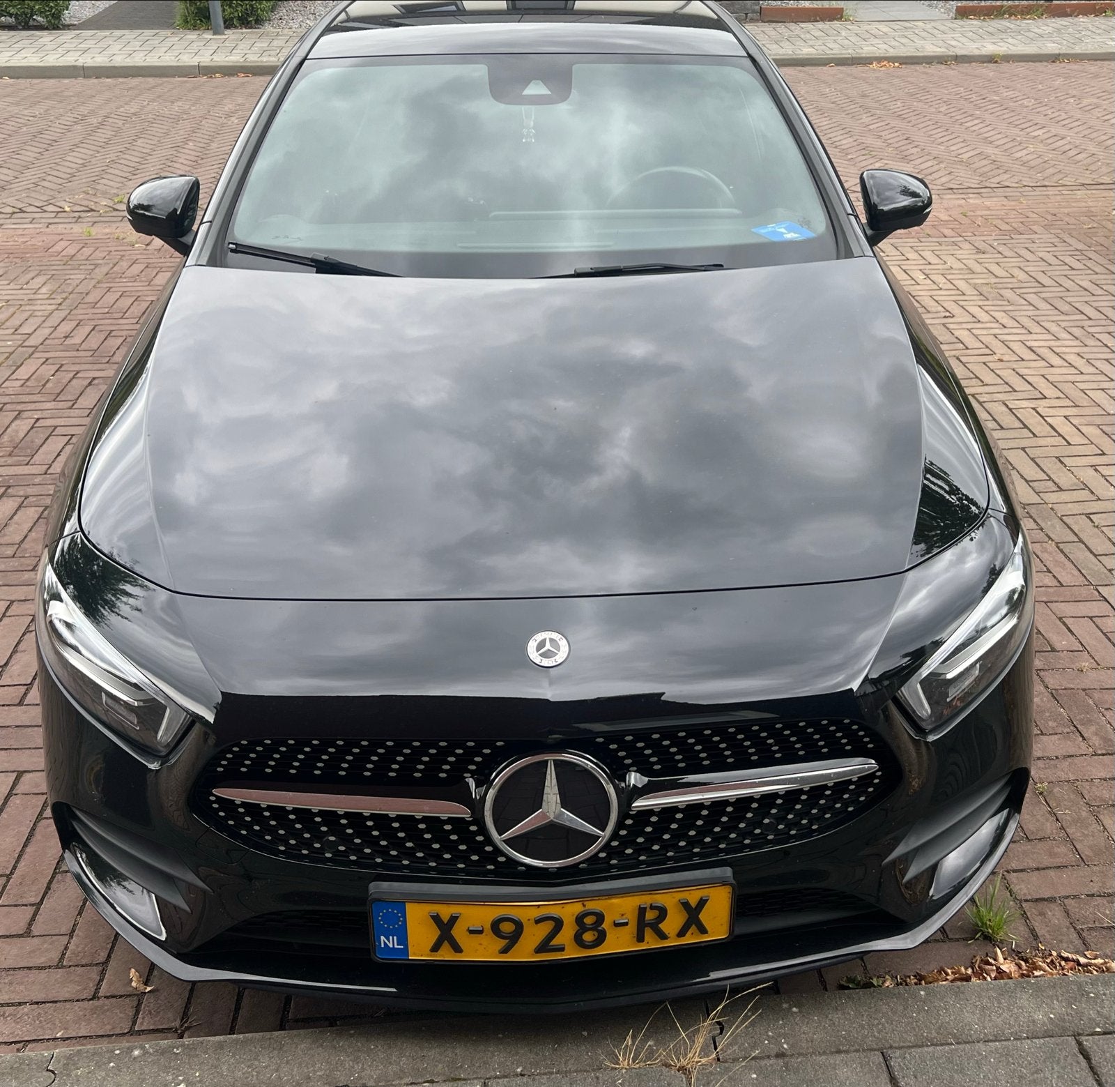 Mercedes-Benz A 250e(Hybrid) - AMG- 218pk 8G-DCT 2021 Zwart, Zwart, 160 pk, Alcantara, Zwart