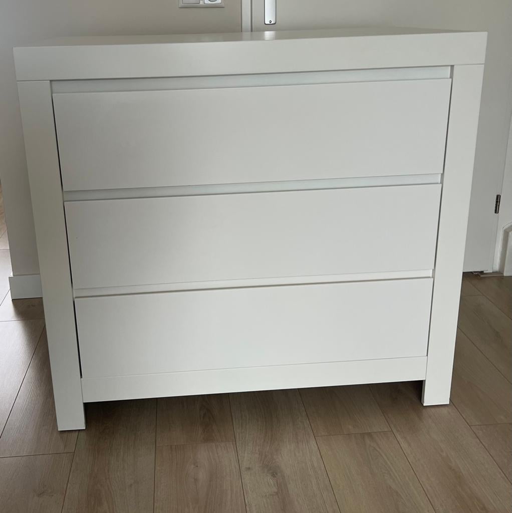 Commode Kommode Wit, 30 tot 80 cm, Gebruikt, Radiator, Minder dan 60 cm