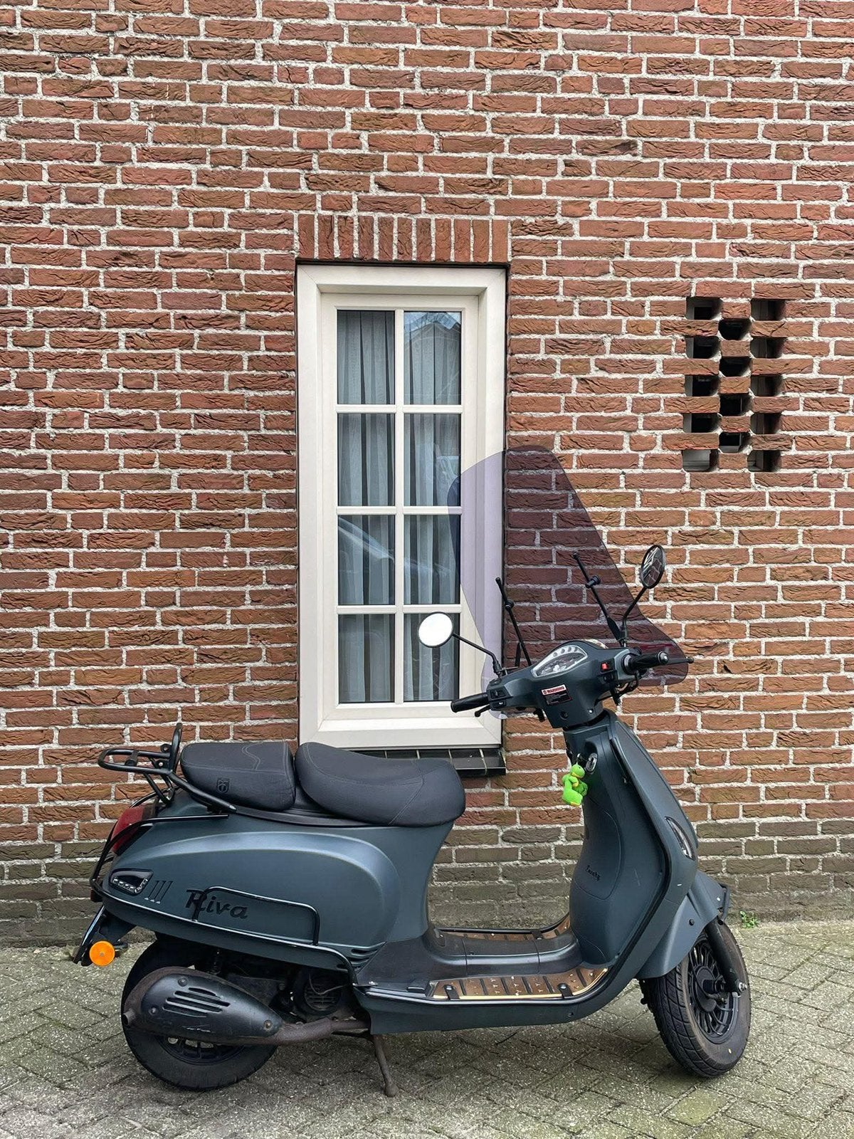 Riva Scooter (gereserveerd), Fietsen en Brommers, Snorfietsen en Snorscooters, Ophalen, Gebruikt, Benzine, Overige merken