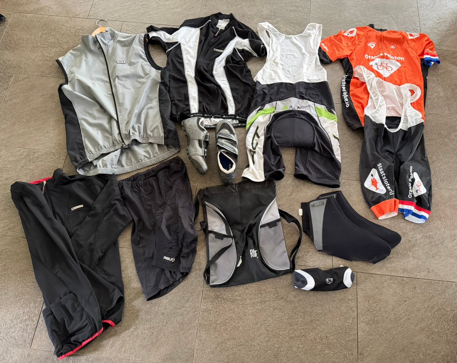 Mountainbike / fietskleding + Shimano mountainbike schoenen, Heren, Schoenen, Ophalen of Verzenden, Zo goed als nieuw