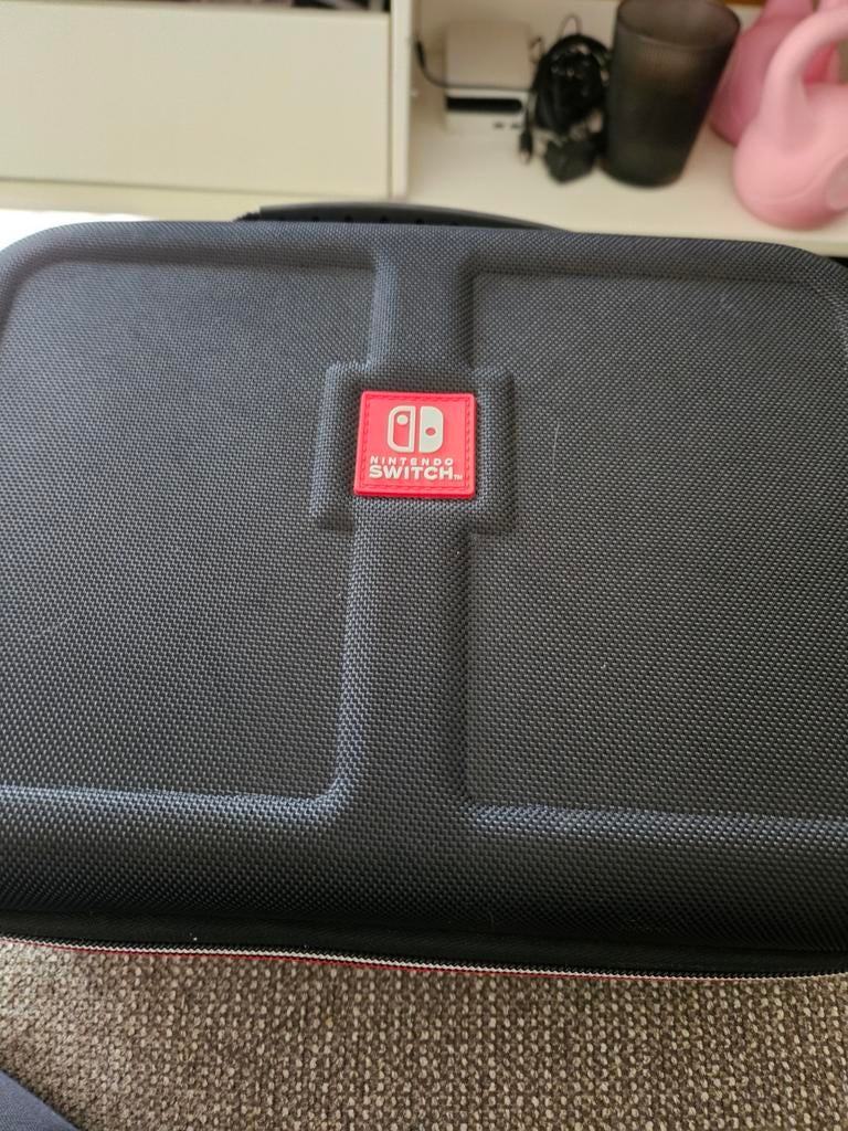 Nintendo Switch met spelletjes., Spelcomputers en Games, Spelcomputers | Nintendo Consoles | Accessoires, Ophalen of Verzenden