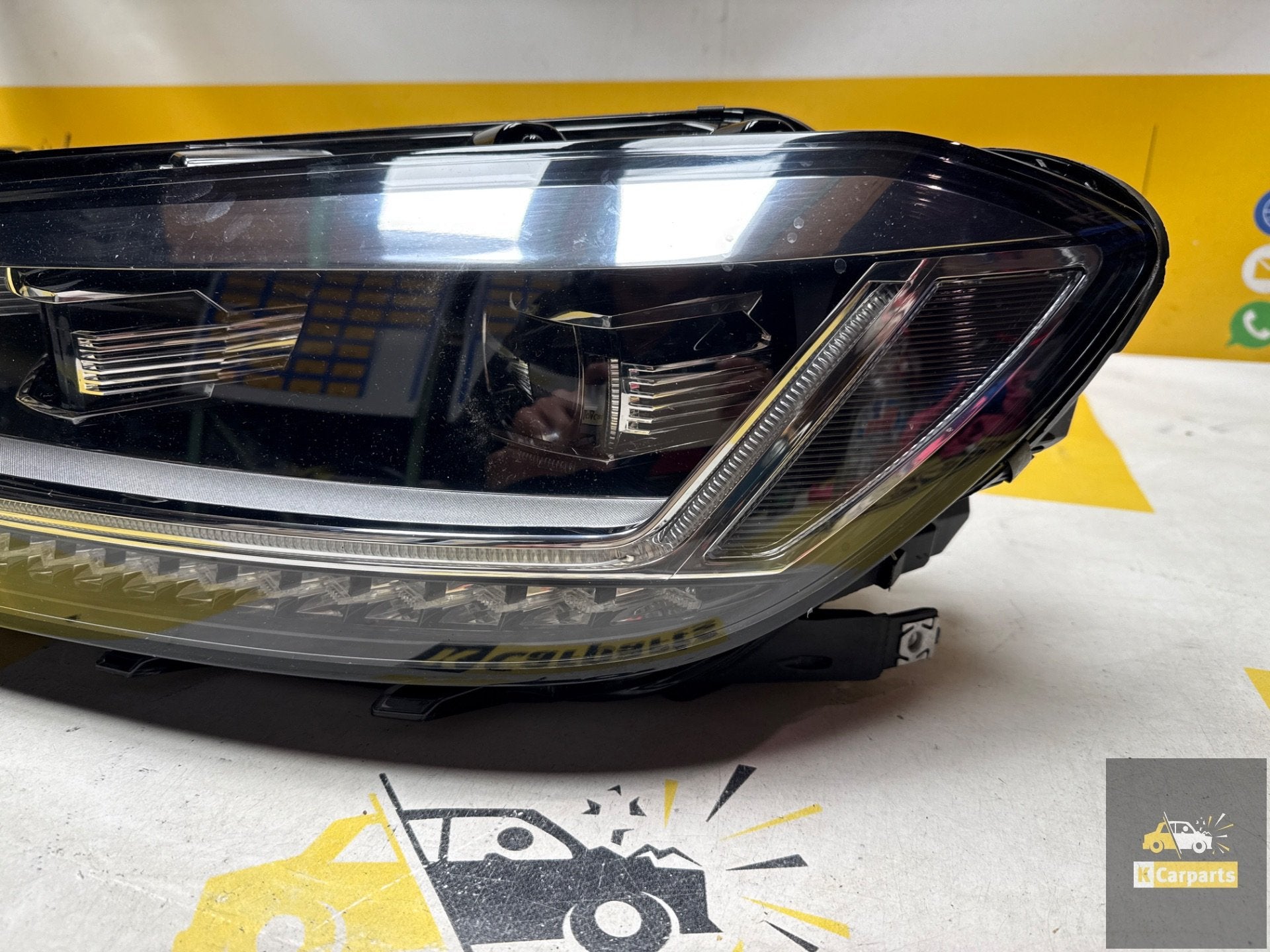 Koplamp Volkswagen Touran 5TA Links 5TB941082A LED Compleet, Gebruikt, Volkswagen, Volkswagen AG, Berliner Ring 2
38440  Wolfsburg, DE