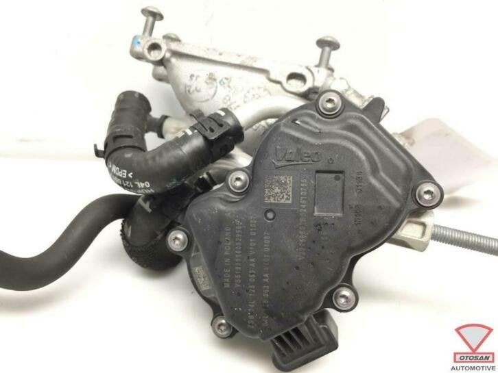 vw passat b8 2017 2.0tdi gasklephuis regelklep 04l128637a, Gebruikt, Volkswagen, Volkswagen AG, Berliner Ring 2
38440  Wolfsburg, DE