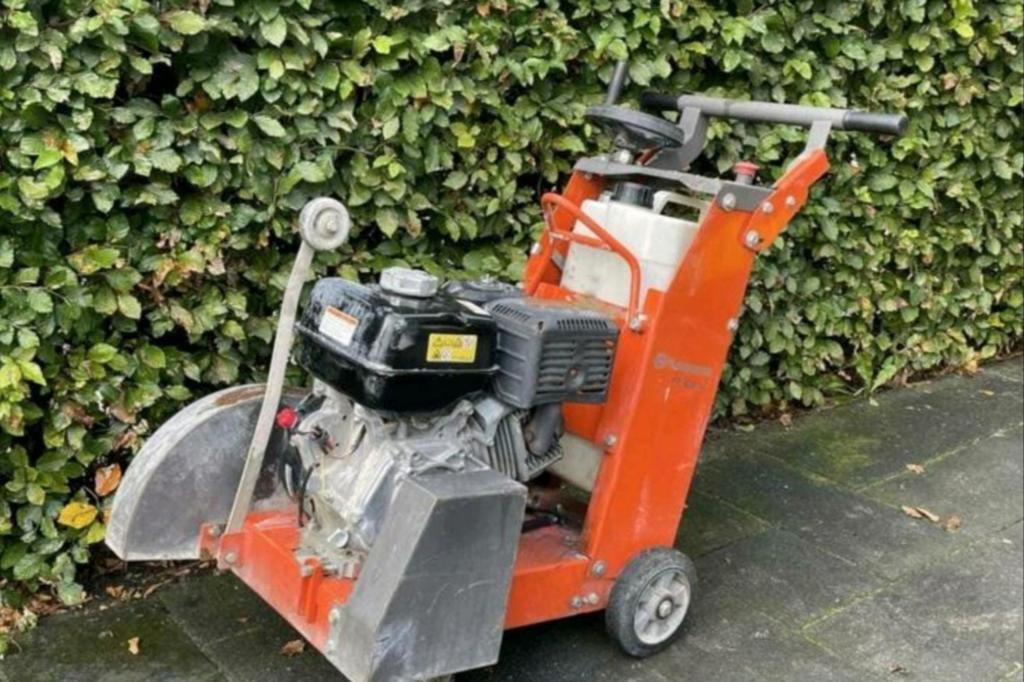 Husqvarna FS 400 LV Vloerzaag met Honda Motor, Ophalen