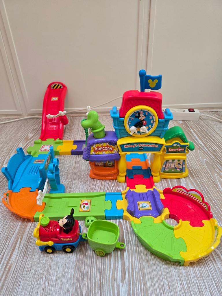 VTech Mickey Mouse Treinstation met trein en geluid, Ophalen, Gebruikt, Bouwen, Met geluid