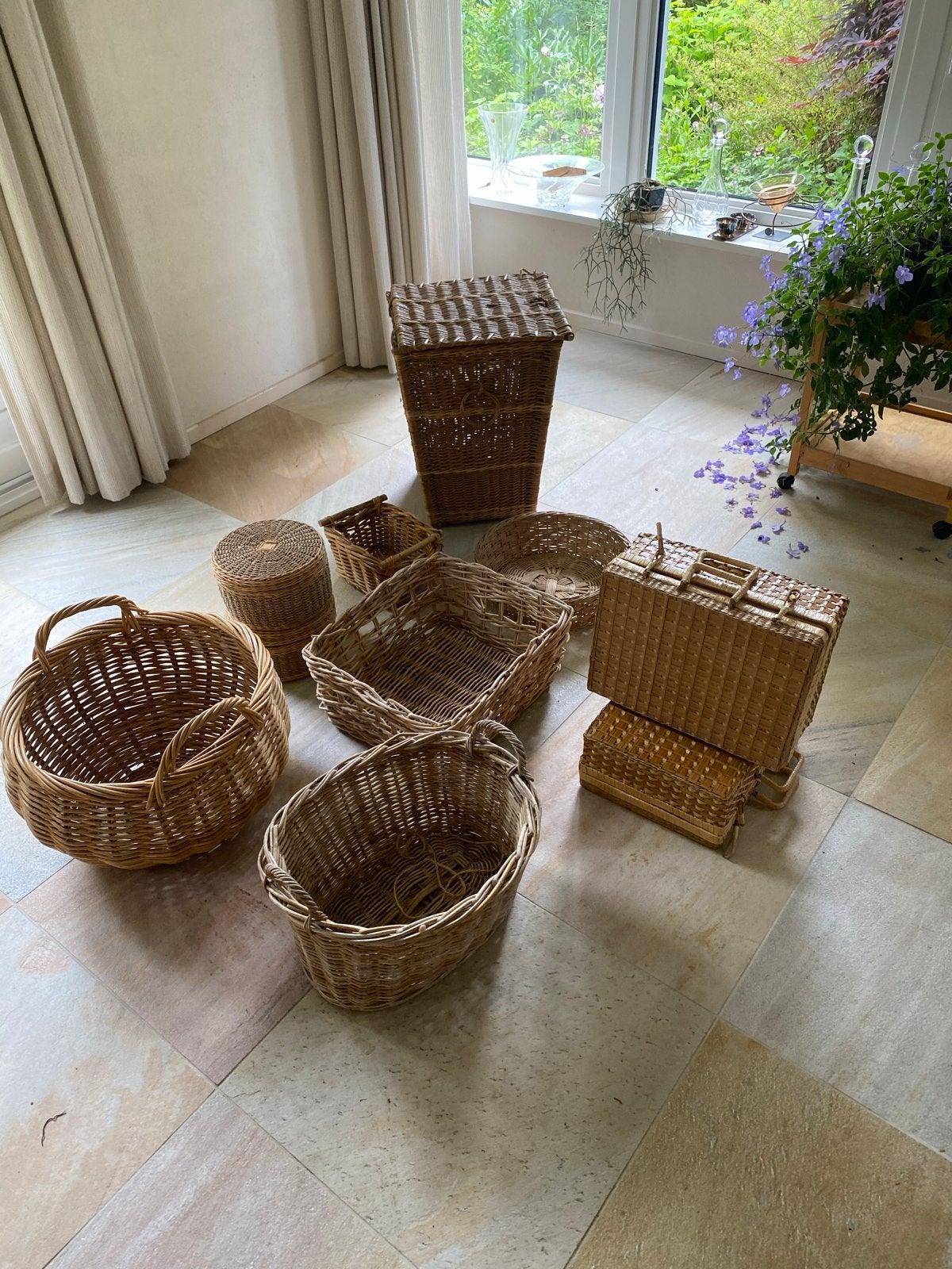 Diverse rotan manden en koffers - Set van 9, Ophalen, Gebruikt, Mand, Riet