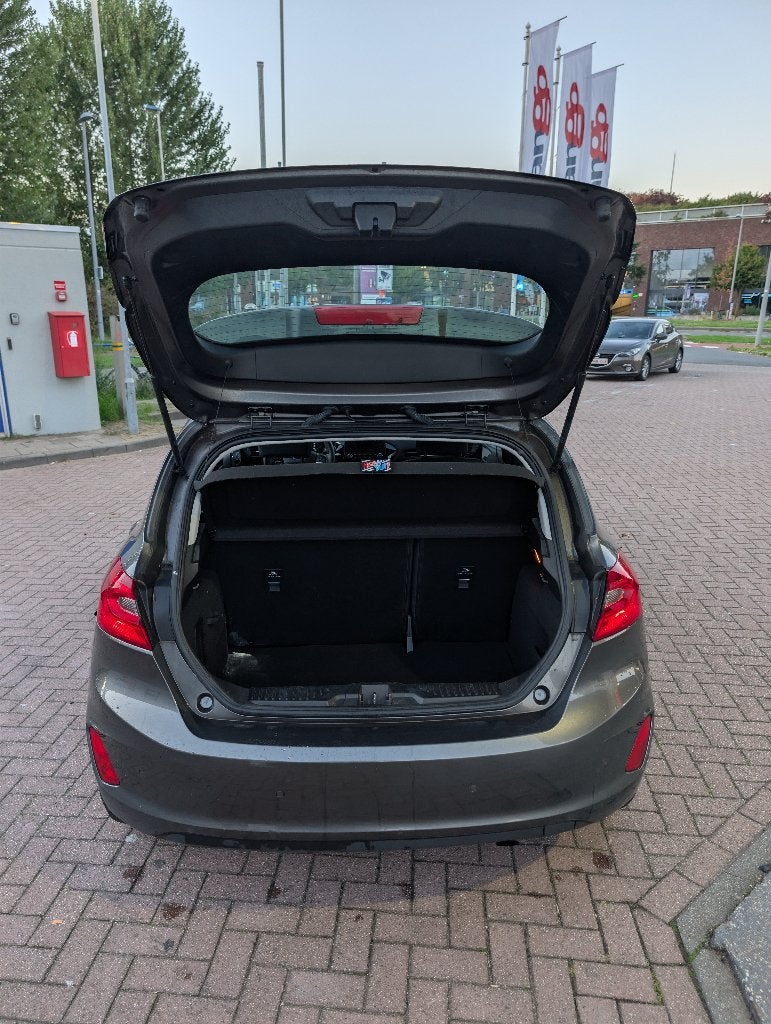 Foto 15 van Ford Fiesta 1.1 85PK 5dr 2019 Grijs
