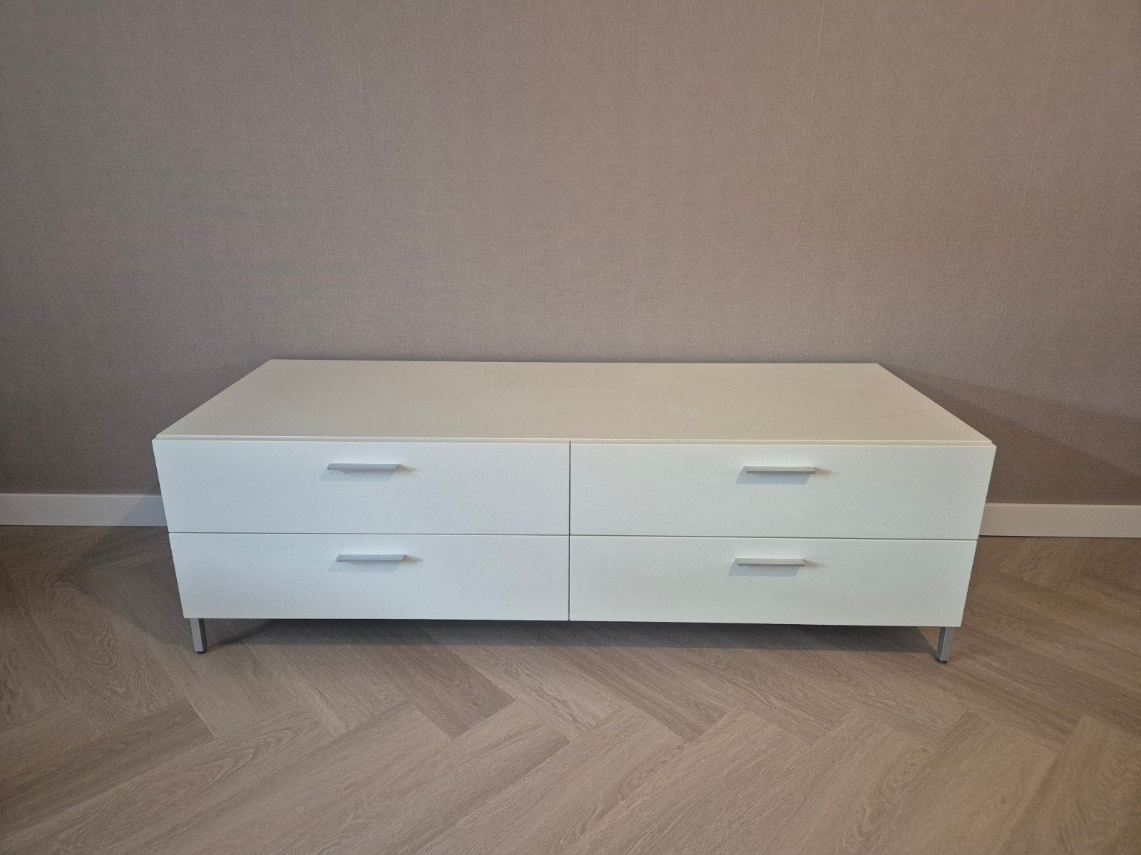 Porro Modern design dressoir / tv-meubel wit (Piero Lissoni), Ophalen, 150 tot 200 cm, 50 tot 75 cm, Kunststof