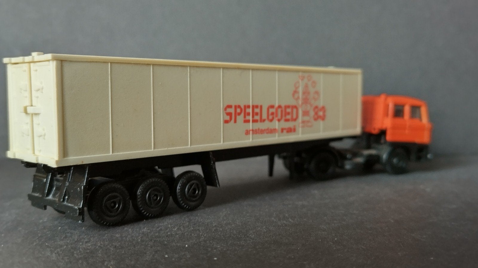 Daf 3300 speelgoed rai 1983 1:87 Efsi Holland Pol, Efsi, Verzenden, ., Zo goed als nieuw