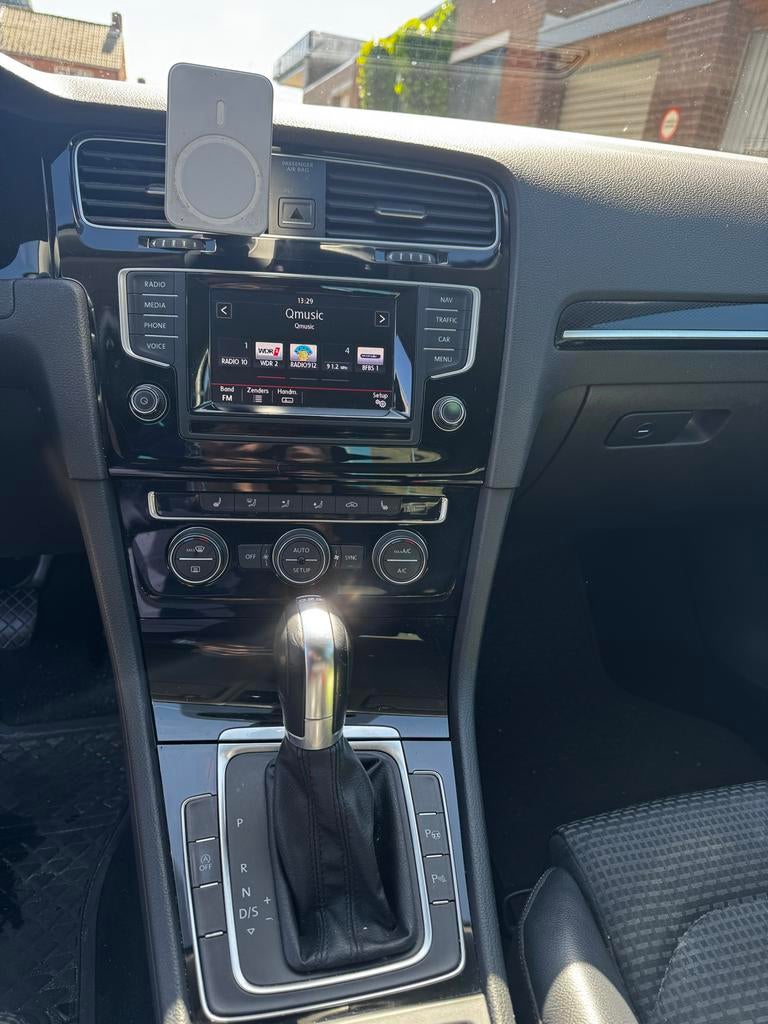Volkswagen Golf 2.0 TDI 110KW 5D DSG 2013 Zwart, Auto's, Volkswagen, Euro 5, 4 cilinders, Leder en Stof, Zwart