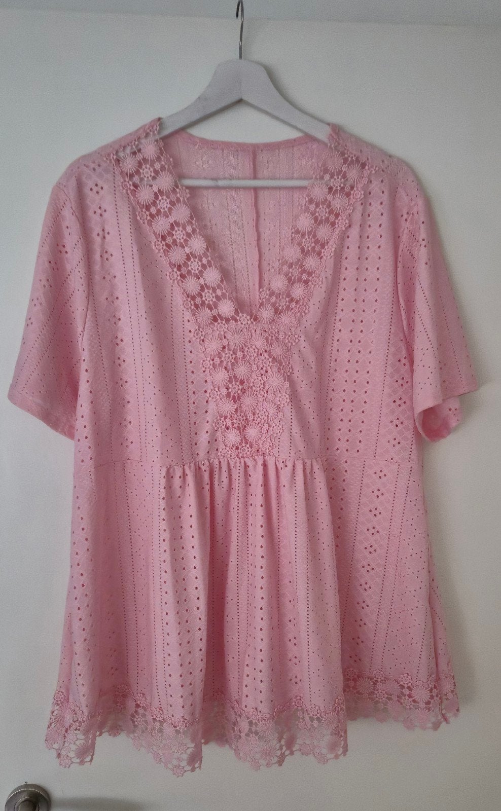 roze shirt met veel kant maat 46 nieuw, Kleding | Dames, Maat 46/48 (XL) of groter, Nieuw, Ophalen of Verzenden, Korte mouw