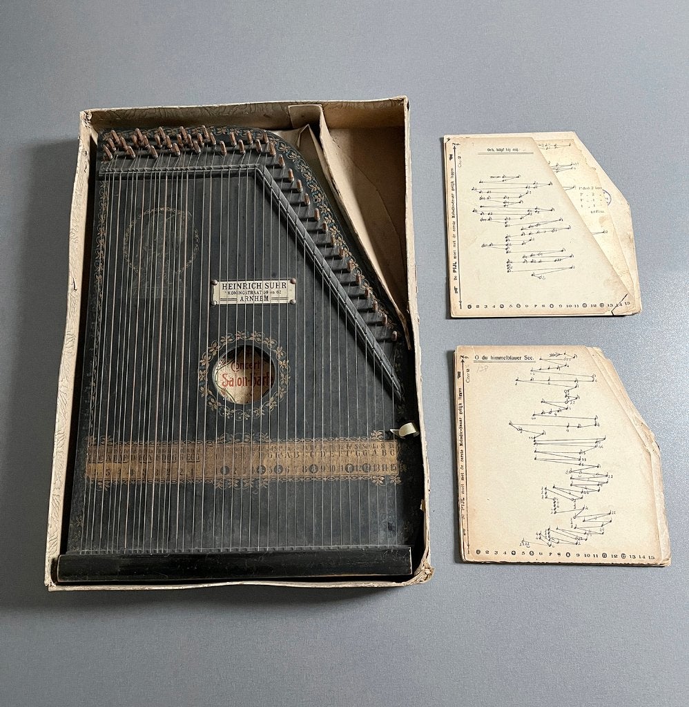 Salon Harp met bladmuziek, Ophalen, Gebruikt, Artiest of Componist, Klassiek