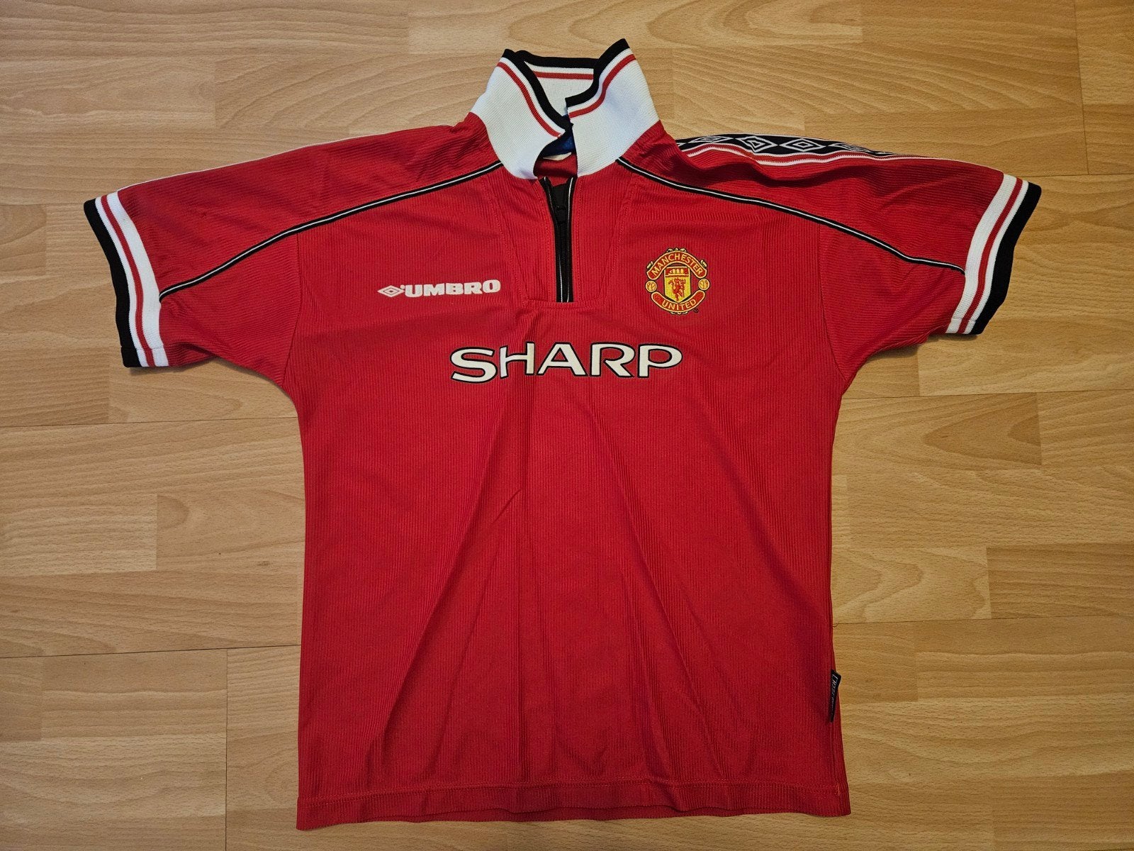 Officiele Manchester United kindershirt 1998, Ophalen of Verzenden, Gebruikt, Buitenlandse clubs, Shirt