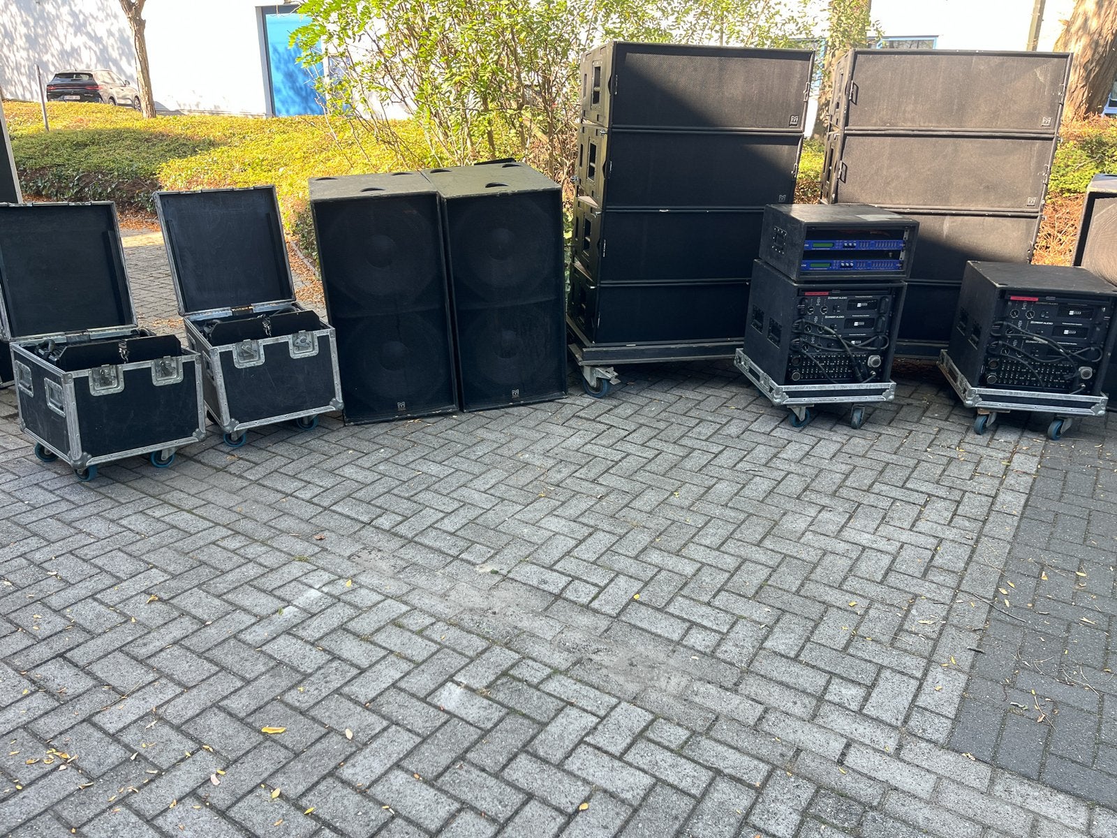 Foto 4 van Complete Martin Audio W8LC & WSX218 Set - Plug & Play