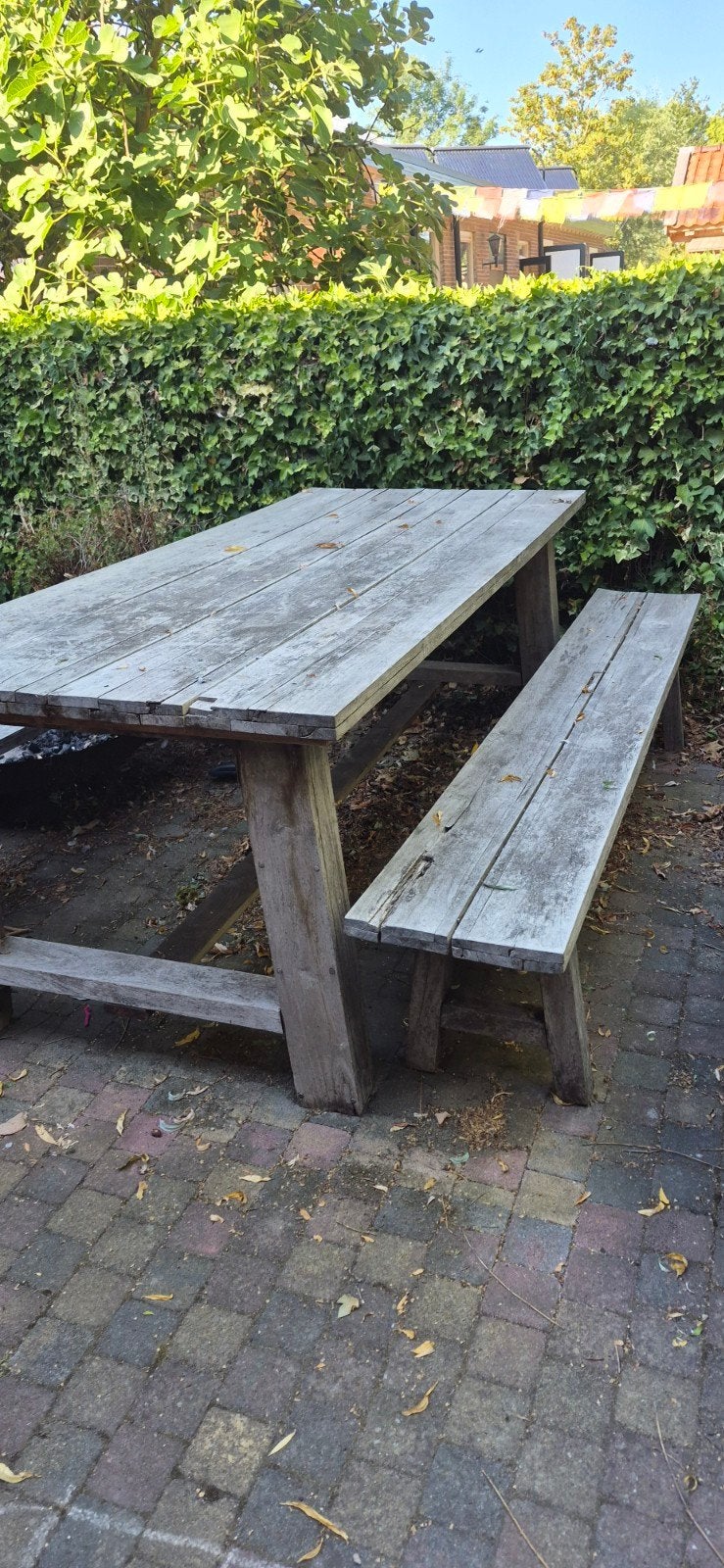 Robuuste houten picknicktafel met bankjes, Tuin en Terras, Ophalen of Verzenden, Gebruikt, Rechthoekig, Hout