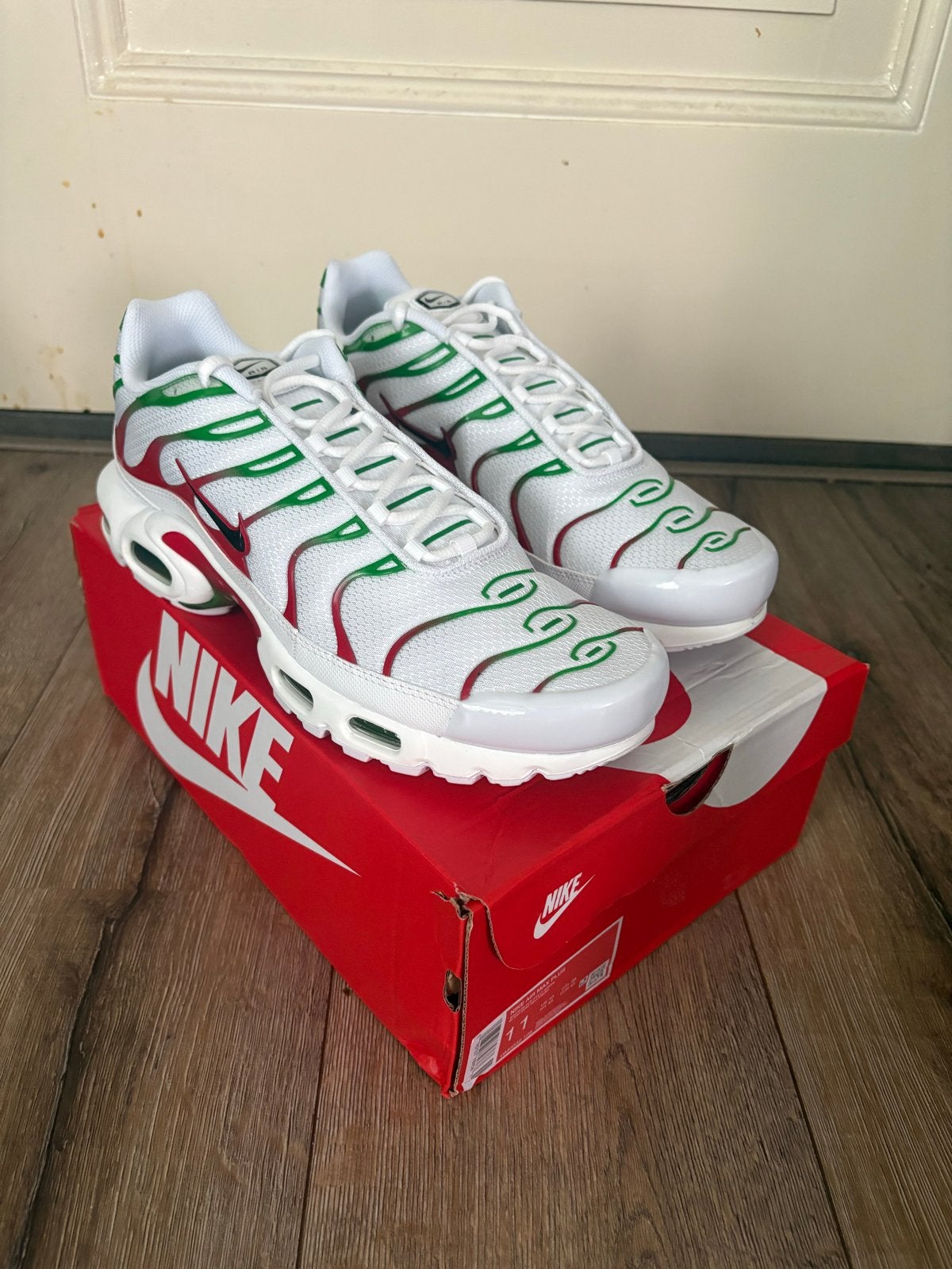 Nieuw - Nike Air Max Plus TN - origineel, maat 45, Kleding | Heren, Wit, Nieuw, Ophalen of Verzenden, Sneakers of Gympen