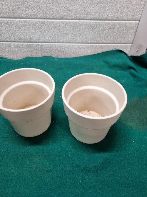 bloempotten creme 2 stuks ,, Ophalen of Verzenden, 'T Olde Gre-j, Info@toldegrej.nl, Endepoelstraat 20f Didam