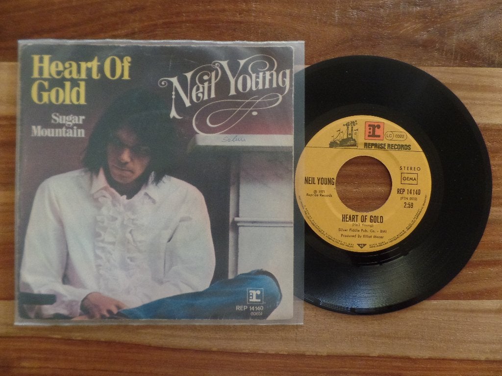 single  Neil Young - Heart Of Gold, Ophalen of Verzenden, Gebruikt, 7 inch, Rock en Metal