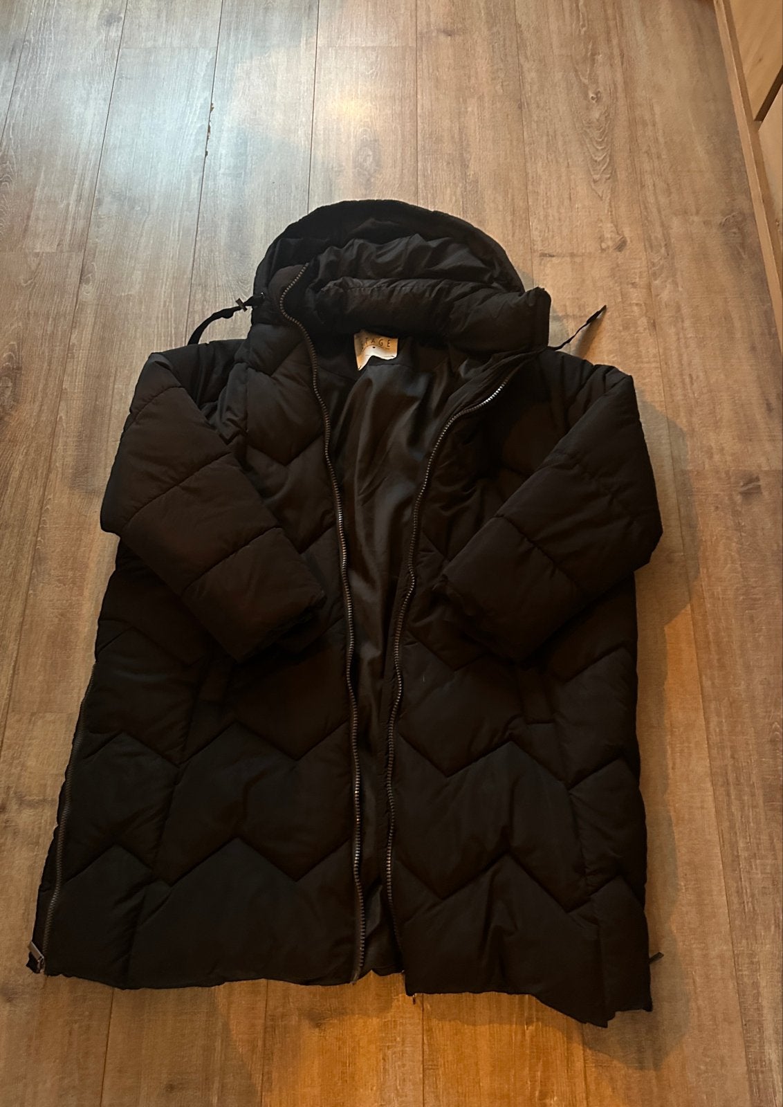 Zwarte gewatteerde winterjas van Etage, maat 50, Kleding | Dames, Ophalen of Verzenden, Zo goed als nieuw, Zwart