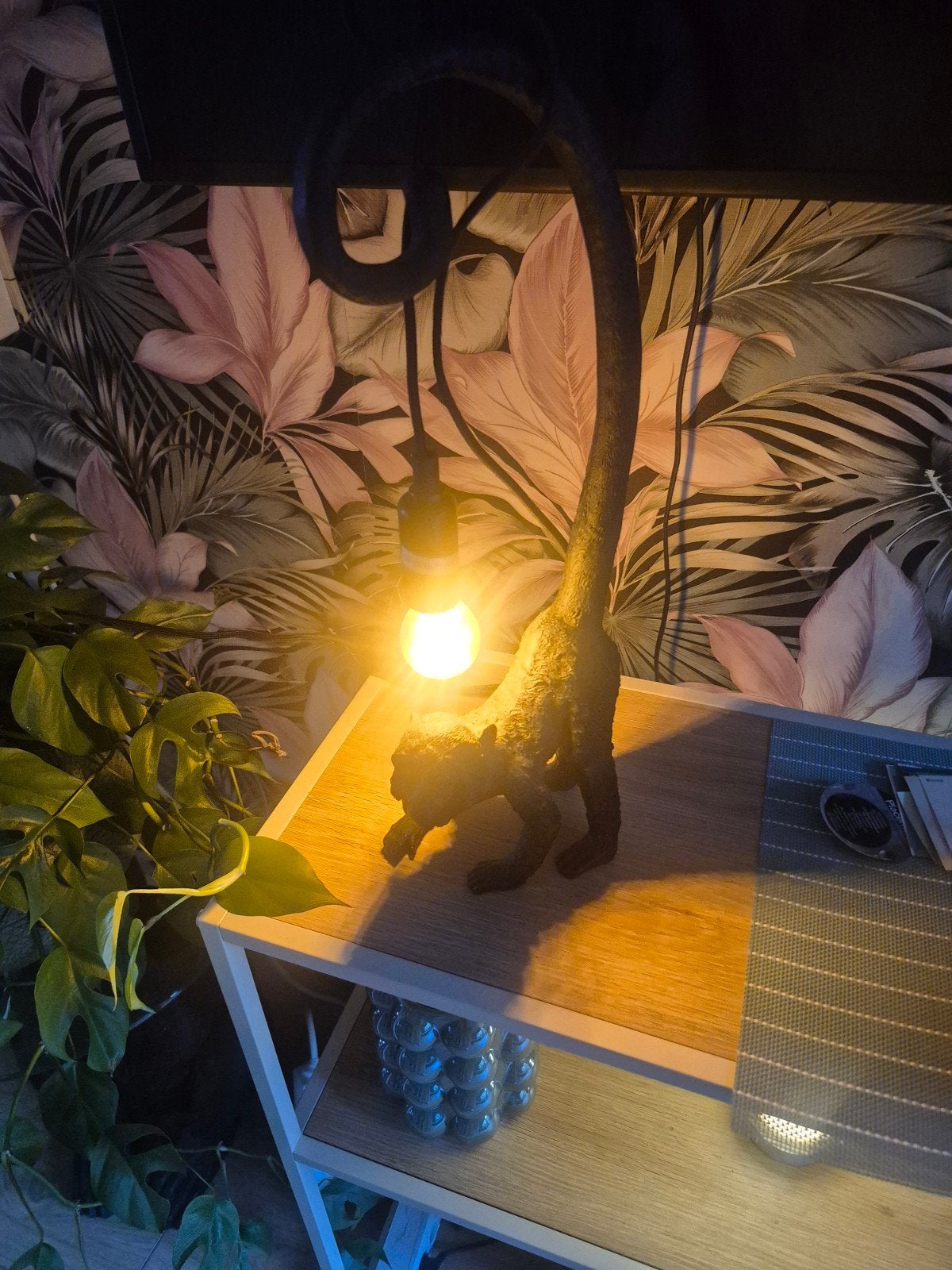 Unieke Apenlampen - Diverse Stijlen en Kleuren, Huis en Inrichting, Meerkleurig, Met kap, Zo goed als nieuw, Modern