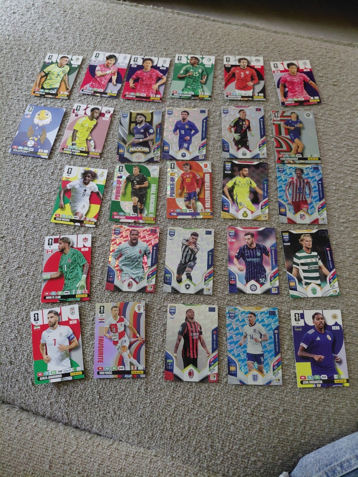 Panini kaartjes voetbal, Hobby en Vrije tijd, Stickers en Plaatjes, Ophalen, Zo goed als nieuw, Meerdere stickers