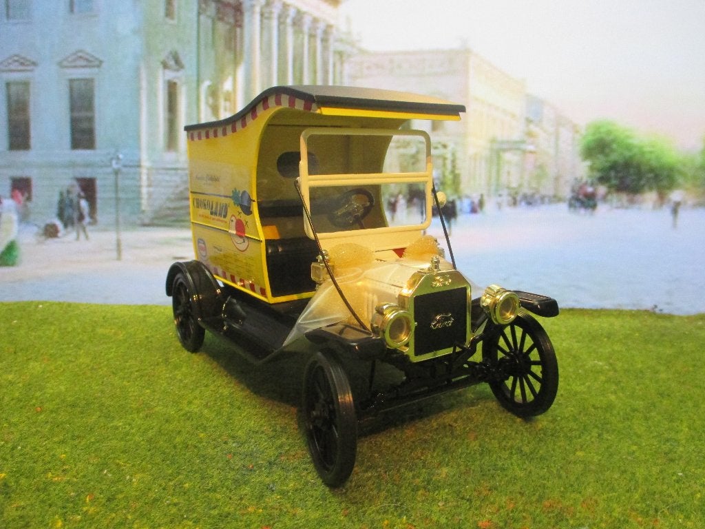 1/18 Ford Model T Delivery Truck Amalie Chokolade Choco Land, Hobby en Vrije tijd, Ophalen of Verzenden, Nieuw, Auto, Overige merken