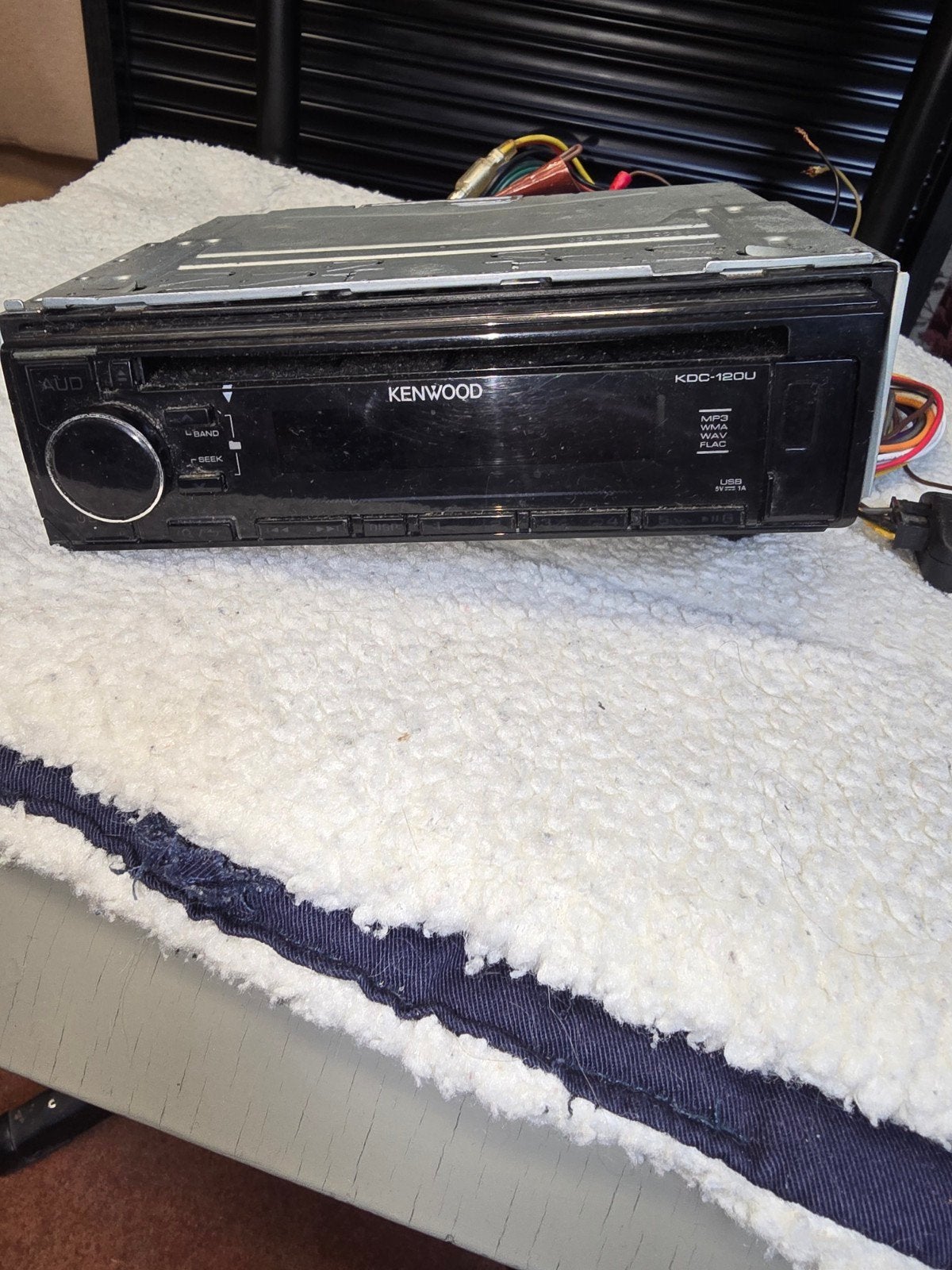 Kenwood KDC-120U Autoradio met USB, Auto diversen, Ophalen of Verzenden, Zo goed als nieuw