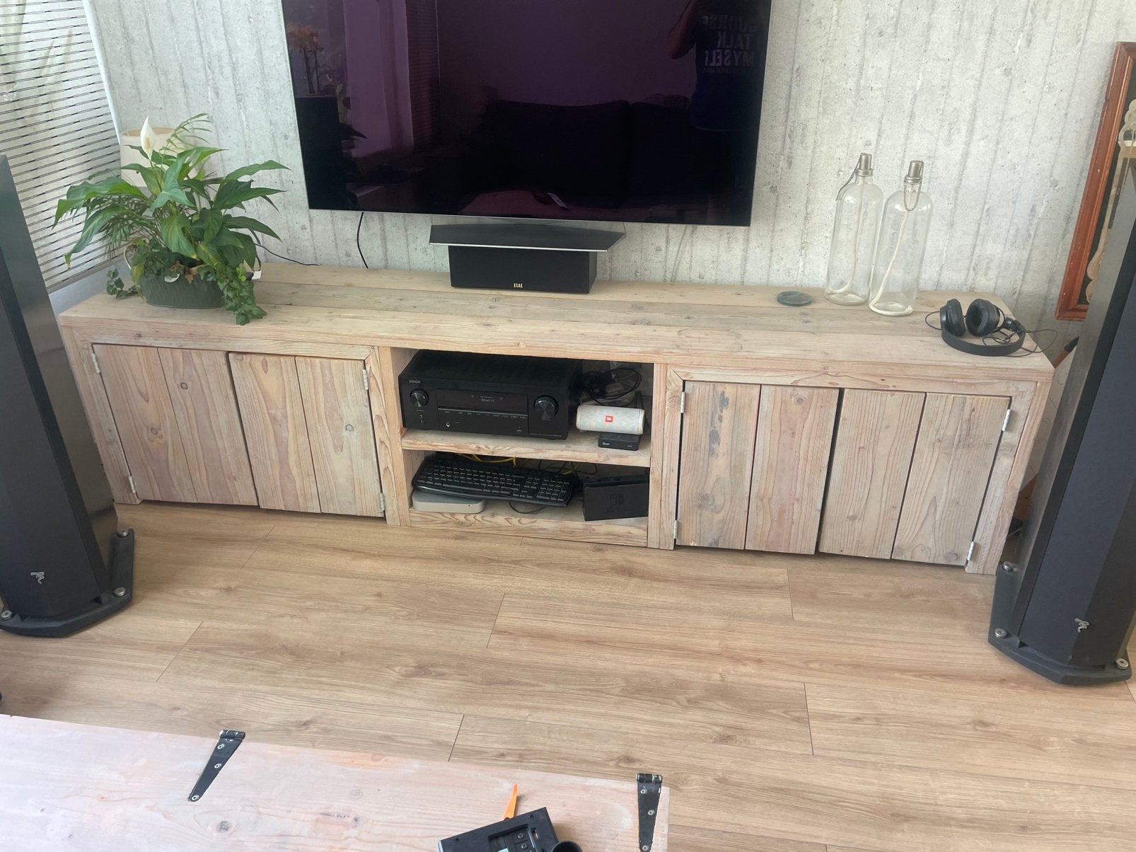 Steigerhouten meubels, Ophalen