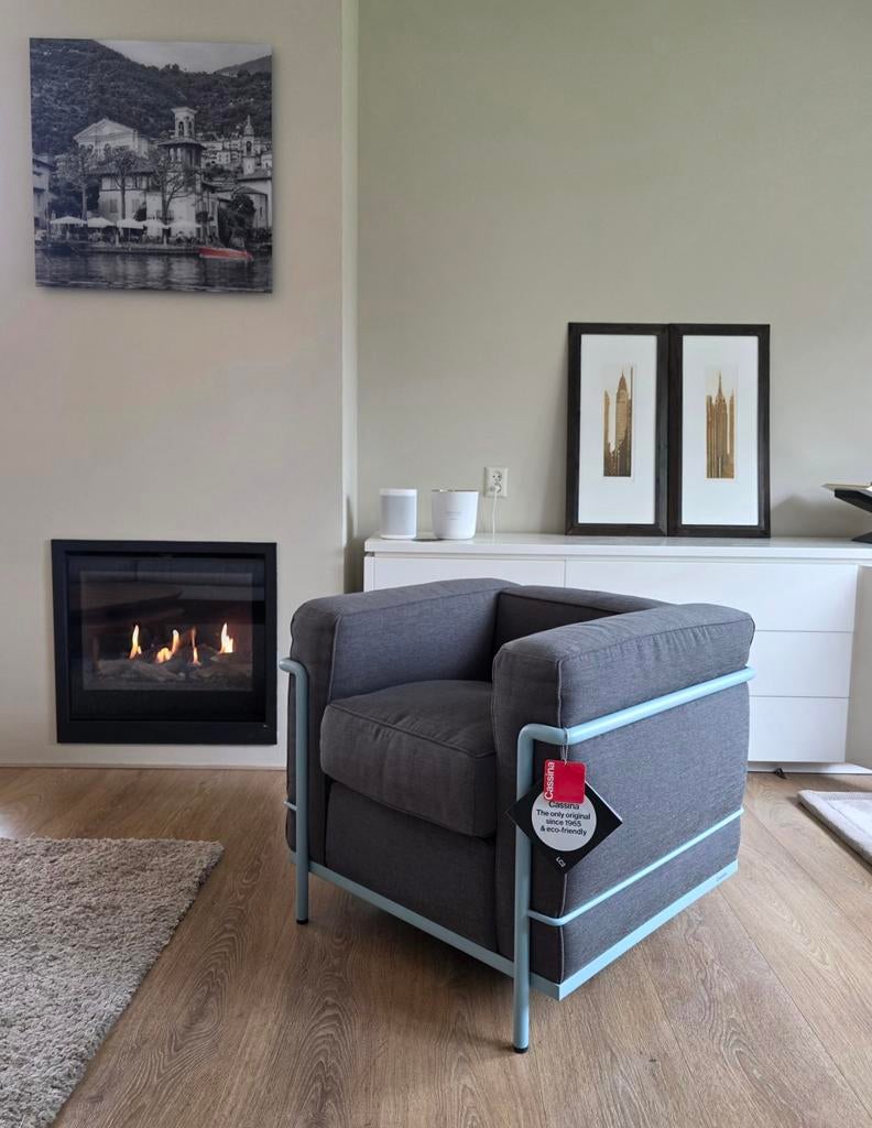 2x Cassina LC2 fauteuil Grand Confort Le Corbusier design, Huis en Inrichting, Ophalen of Verzenden, Nieuw