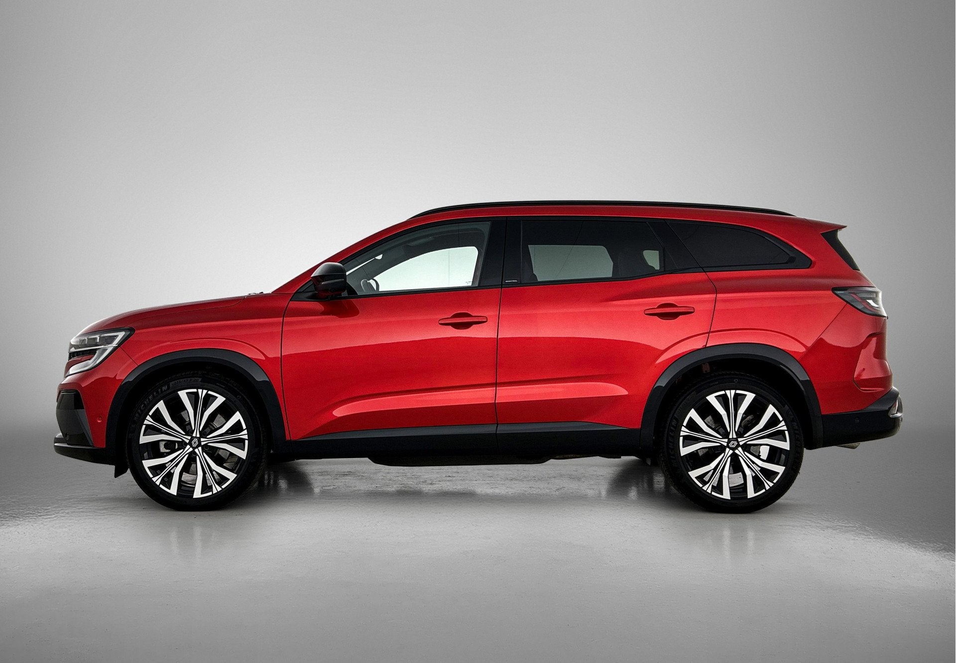 Renault Espace E-Tech full hybrid 200 iconic 7p. | 360 camer, Auto's, 12 maanden, Gebruikt, 1199 cc, 7 stoelen