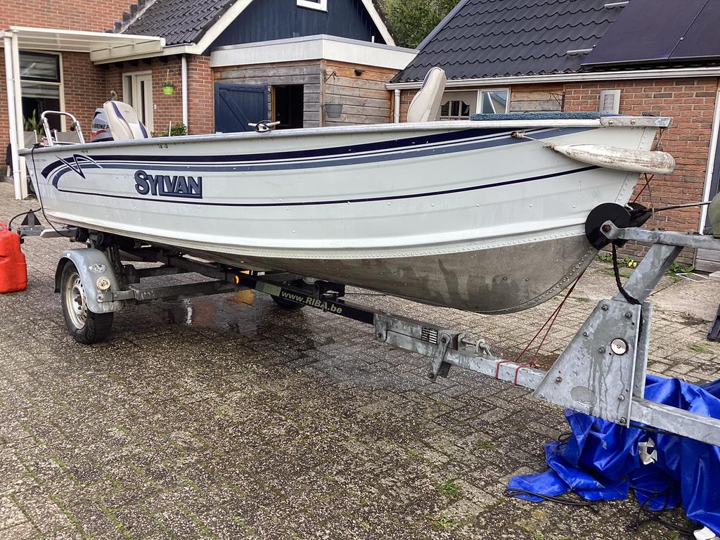 Sylvan classic  fish gewijzigd 4 mei, Ophalen, Tot 10 pk, Aluminium, Zo goed als nieuw