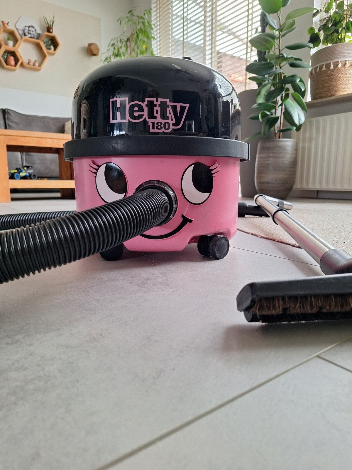Stofzuiger Hetty 180 - Zo goed als nieuw, Numatic, Geschikt voor harde vloeren, Zo goed als nieuw, Sledestofzuiger