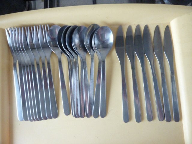 Ikea Bestek - 33 stuks - € 12,50, Bestekset, IKEA, Ophalen of Verzenden, Zo goed als nieuw