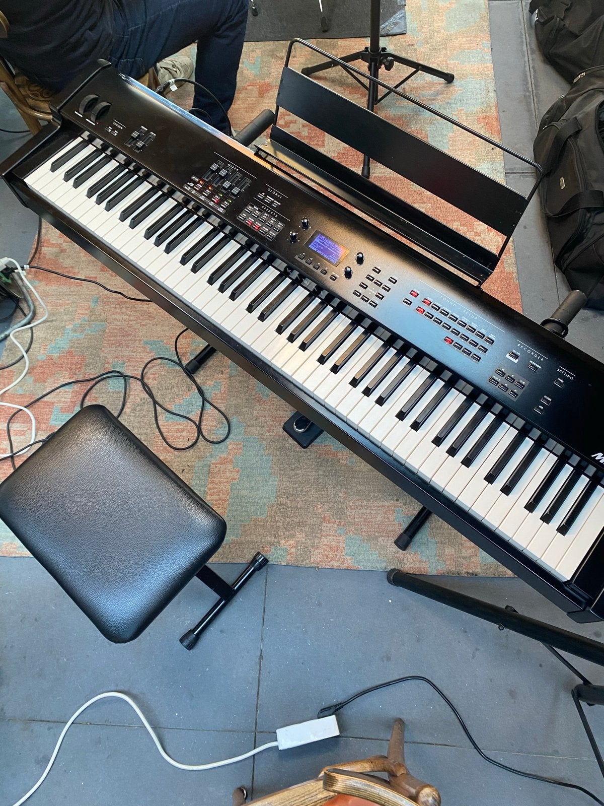 Kawai MP7SE Stage Piano met Peavey KB3 Versterker, 88 toetsen, Zo goed als nieuw, Aanslaggevoelig, Ophalen