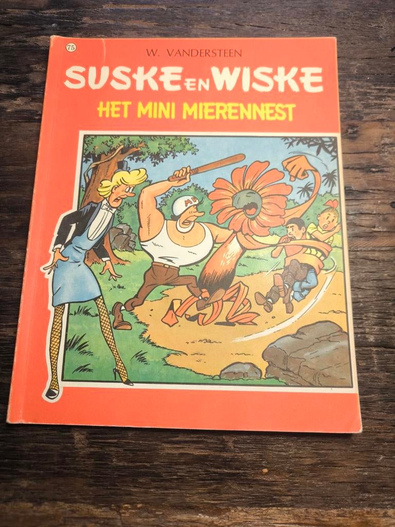 Suske en Wiske - Het Mini Mierennest (nr. 75), Eén stripboek, Ophalen of Verzenden, Gelezen, W. Vandersteen