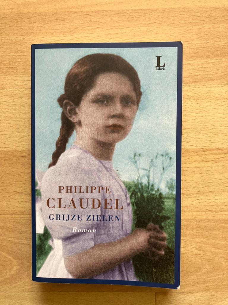 Philippe Claudel-Grijze zielen igs, Ophalen of Verzenden, Gelezen, Europa overig