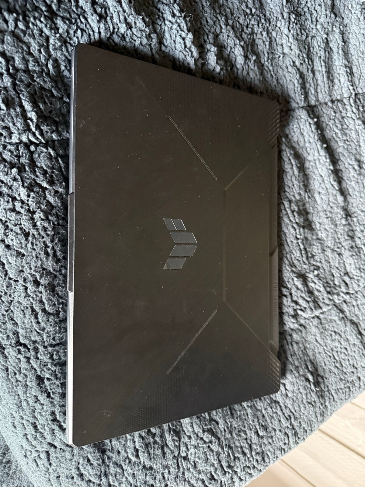 Foto 2 van ASUS TUF Gaming A15 - Krachtige Gaming Laptop