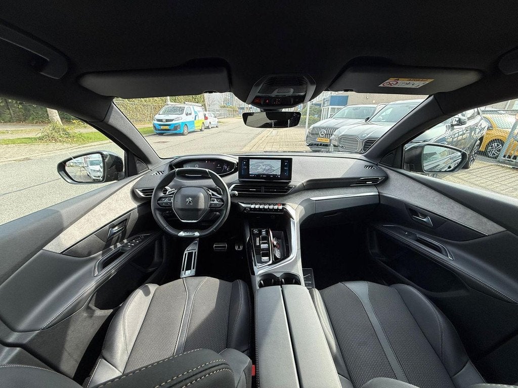 Peugeot 5008 1.2 PureTech GT Black Pack, Navi, NAP, 7 Pers, Gebruikt, 1199 cc, Zwart, Origineel Nederlands