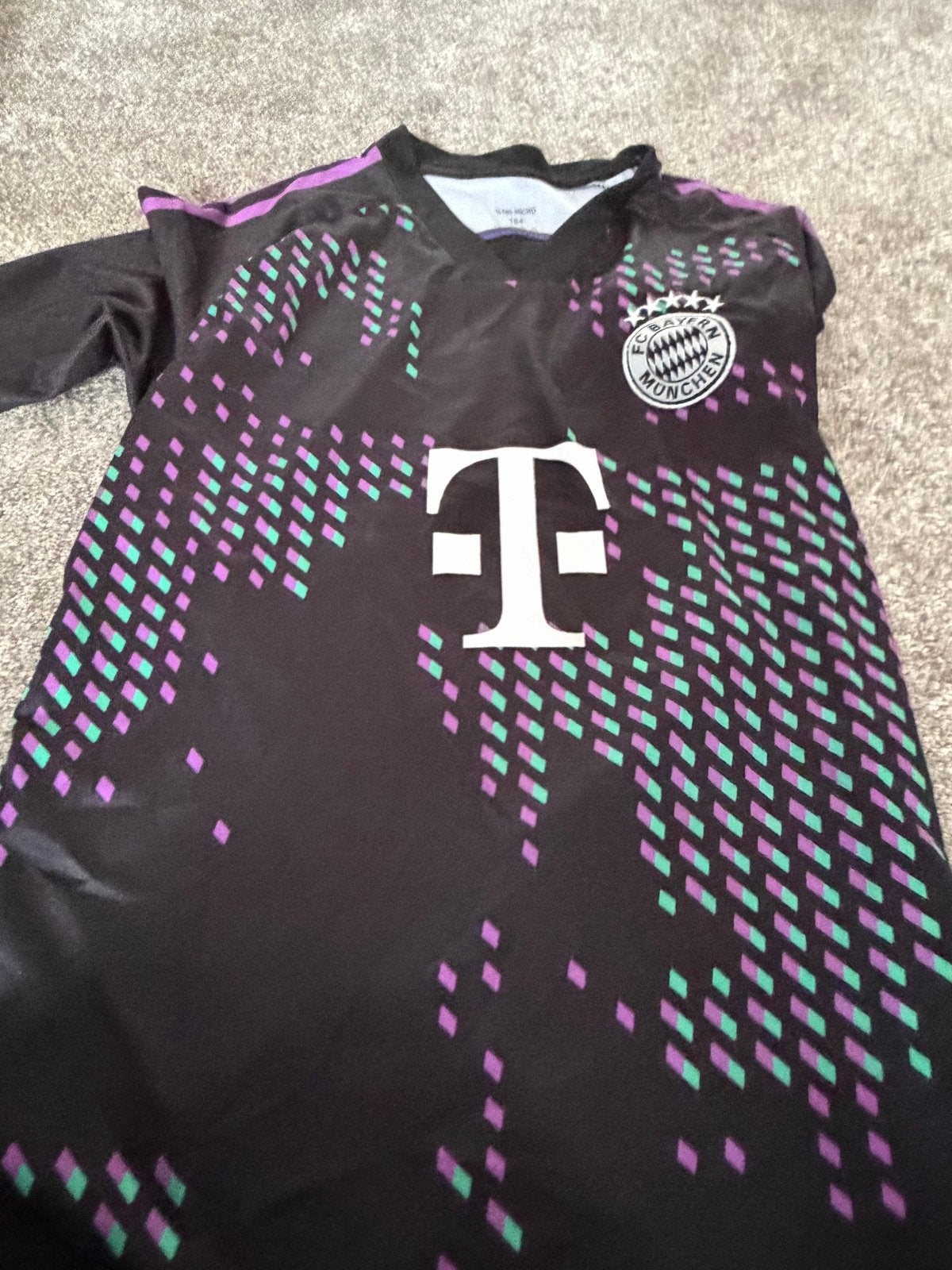 FC Bayern München Kane Voetbalshirt Maat 164, Zwart, Overige maten, Ophalen of Verzenden, Zo goed als nieuw